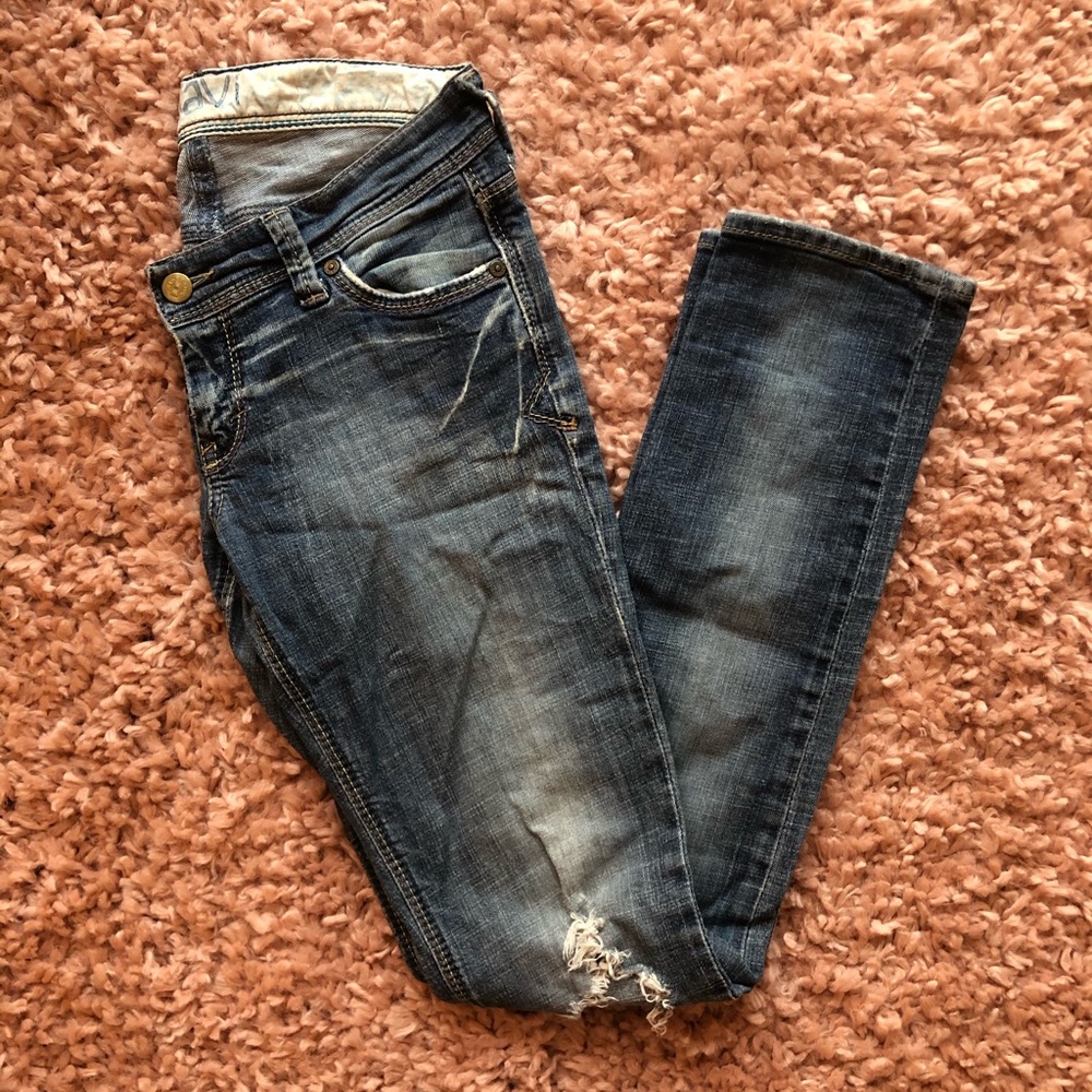 Distressed MAVI Jeans!